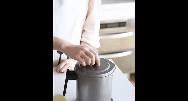 "Stainless Steel Oil Filter Pot for Kitchen in UAE"

