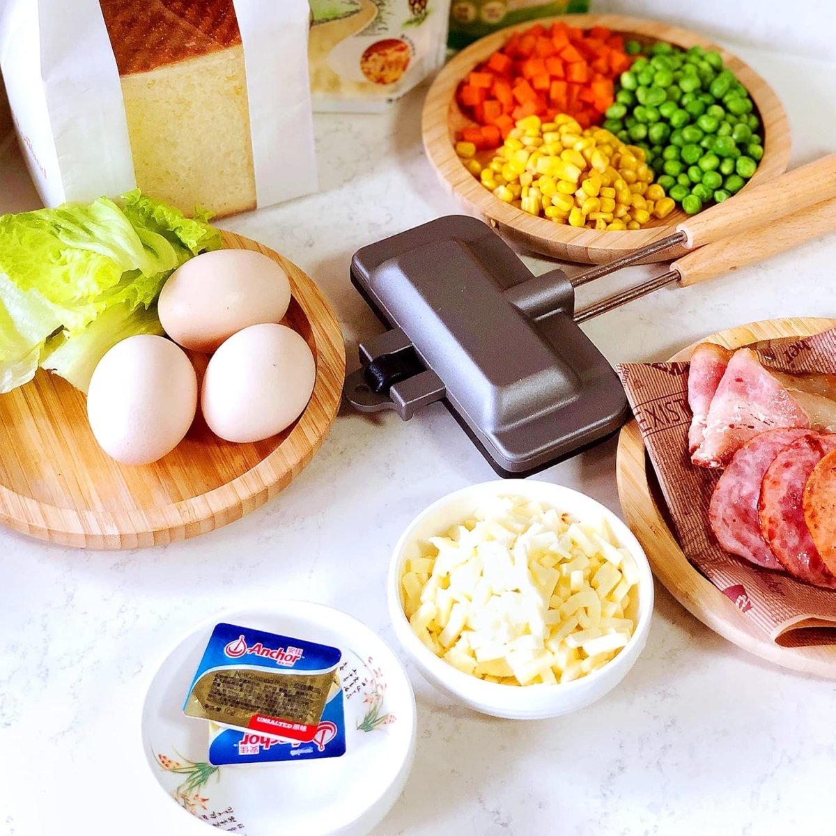 Non - Stick Sandwich Frying Pan - uae